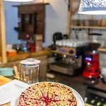 Minifaktura Loft & Reggelizo Es Etelbar Szokolya