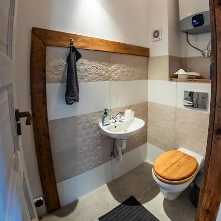 Διαμέρισμα Minifaktura Loft & Reggelizo Es Etelbar Szokolya