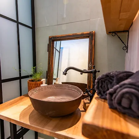 Διαμέρισμα Minifaktura Loft & Reggelizo Es Etelbar