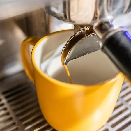 Διαμέρισμα Minifaktura Loft & Reggelizo Es Etelbar