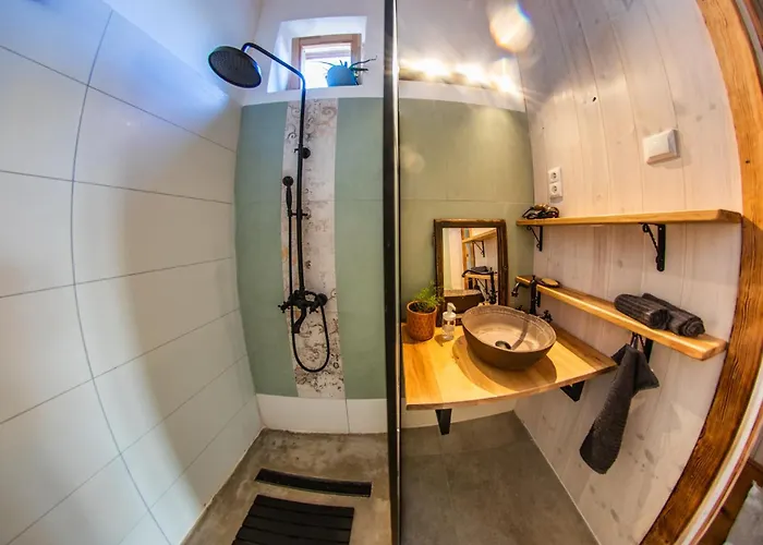 Minifaktura Loft & Reggelizo Es Etelbar Szokolya